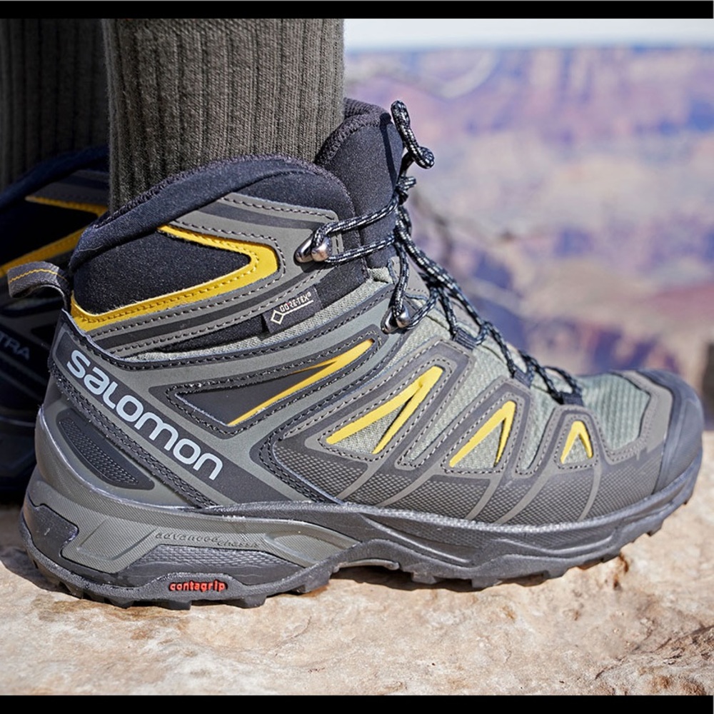 Salomon Lace Up Boots - Men’s Size 8 - Gray and Yellow